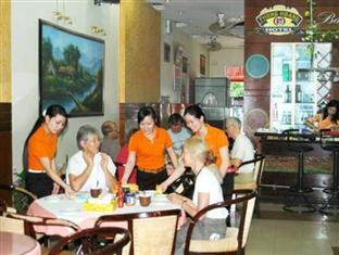 蓬晃酒店 Dong Ha 外观 照片